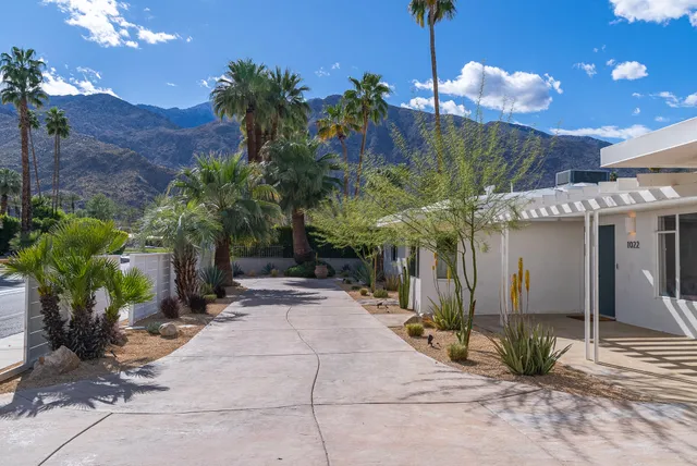 $1,545,000 | 1022 East Mesquite Avenue, Palm Springs, CA 92264