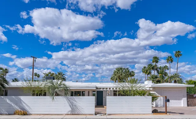 $1,545,000 | 1022 East Mesquite Avenue, Palm Springs, CA 92264