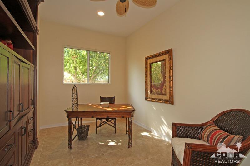 346 Loch Lomond Road Rancho Mirage, CA 92270 - Photo 25 of 34 a workspace with furniture and window