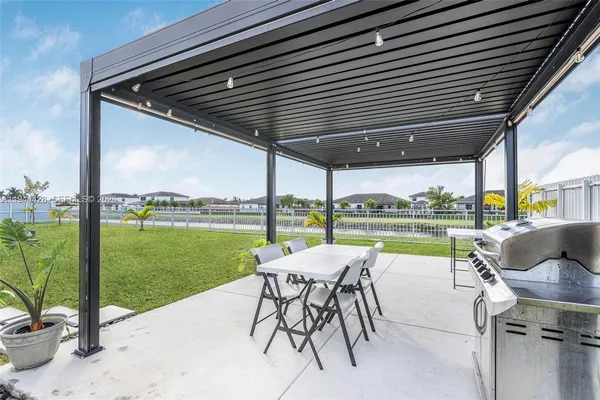 $1,174,900 | 19080 Southwest 133rd Court, Miami, FL 33177