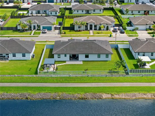 $1,174,900 | 19080 Southwest 133rd Court, Miami, FL 33177