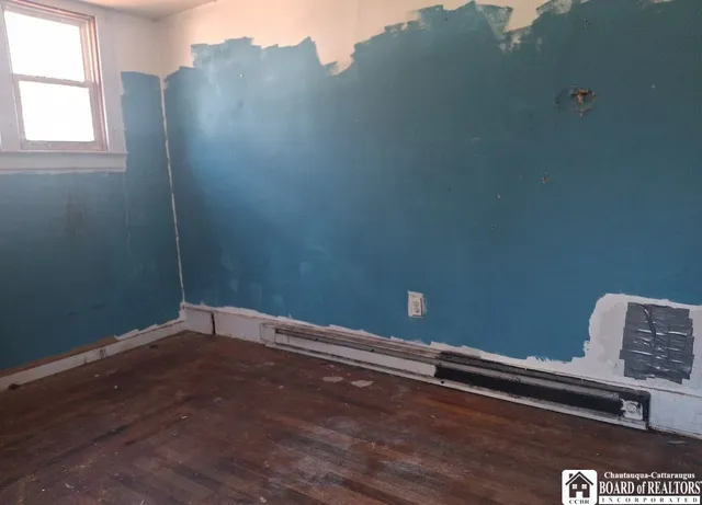 $29,900 | 9 Stearns Avenue, Jamestown, NY 14701