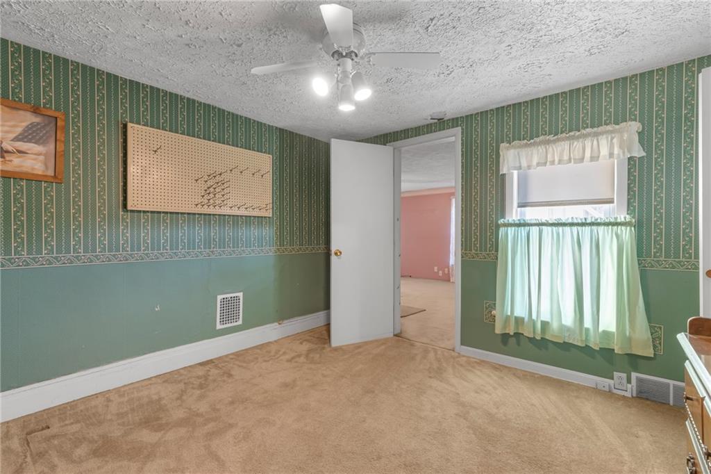 878 Spruce Avenue Rochester, PA 15074 - Photo 12 of 21 Gallery Image 12