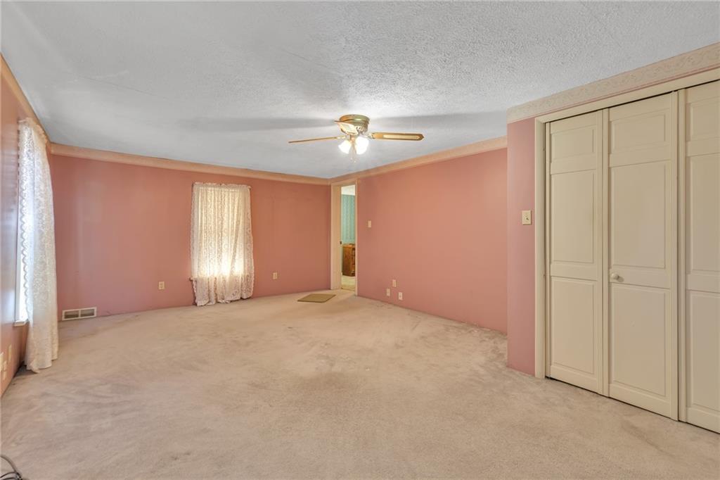 878 Spruce Avenue Rochester, PA 15074 - Photo 14 of 21 Gallery Image 14