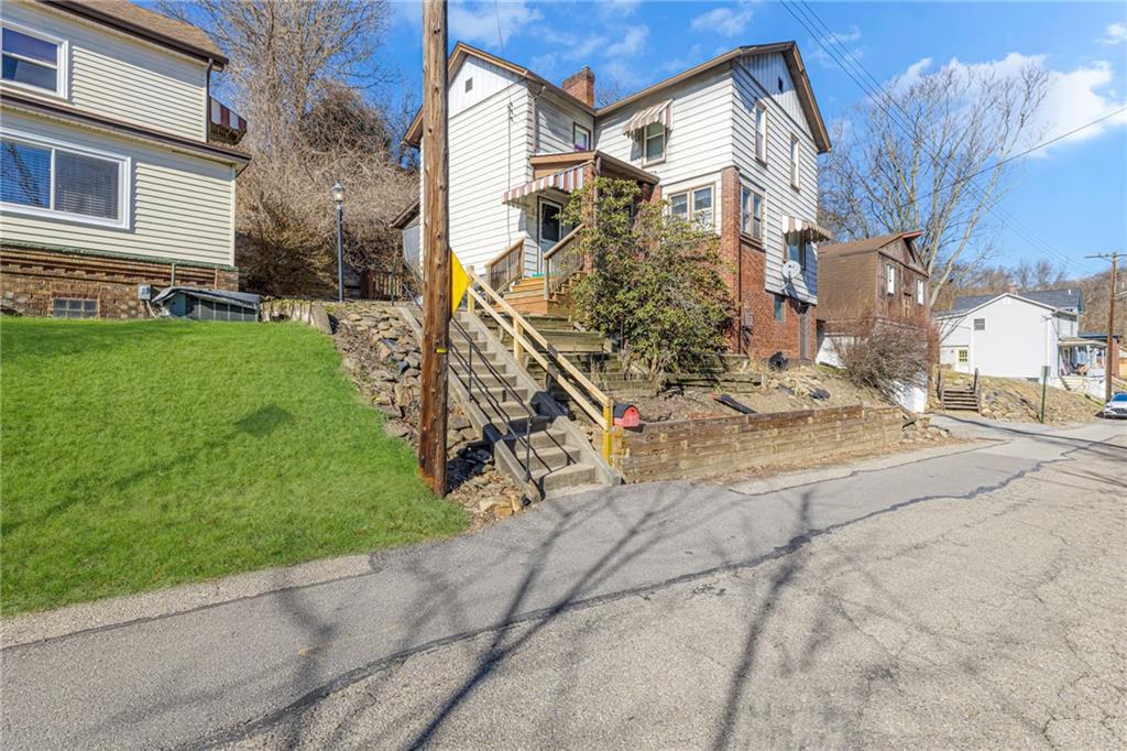 878 Spruce Avenue Rochester, PA 15074 - Photo 18 of 21 Gallery Image 18