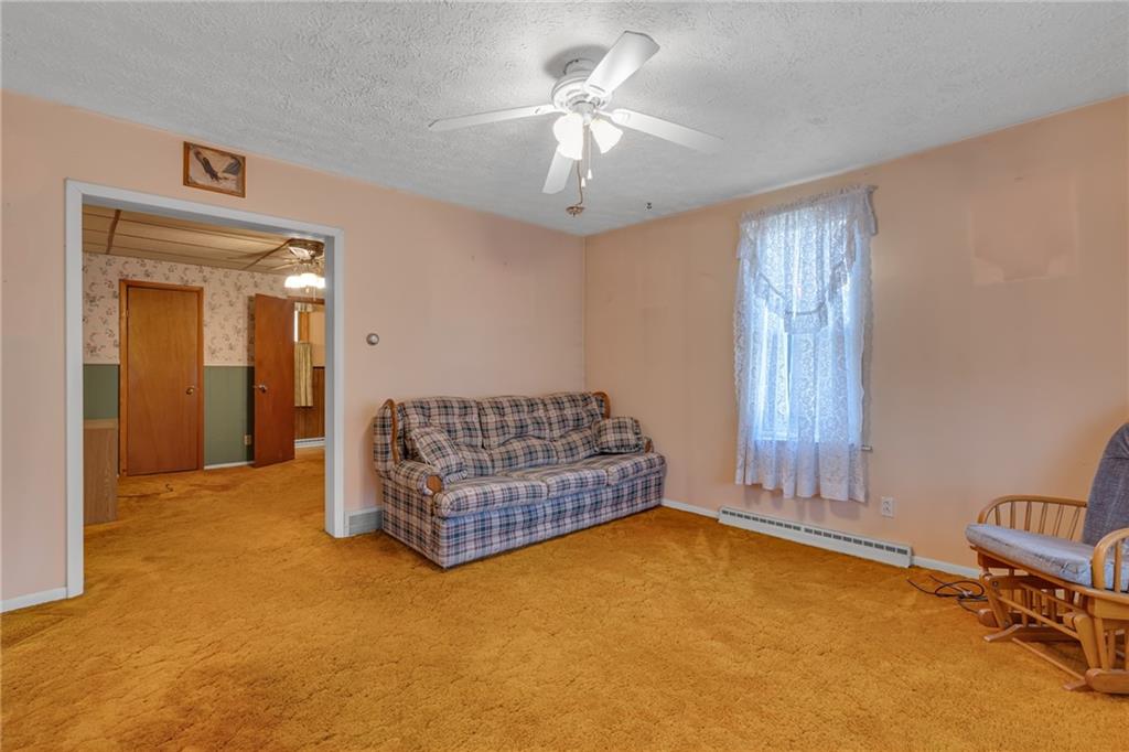 878 Spruce Avenue Rochester, PA 15074 - Photo 8 of 21 Gallery Image 8