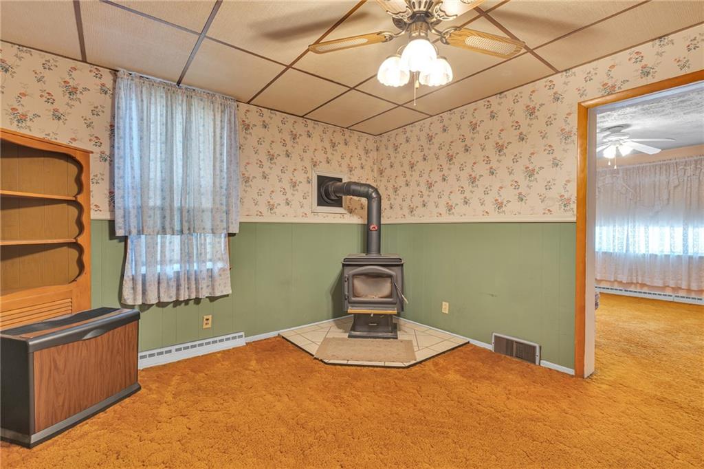 878 Spruce Avenue Rochester, PA 15074 - Photo 10 of 21 Gallery Image 10