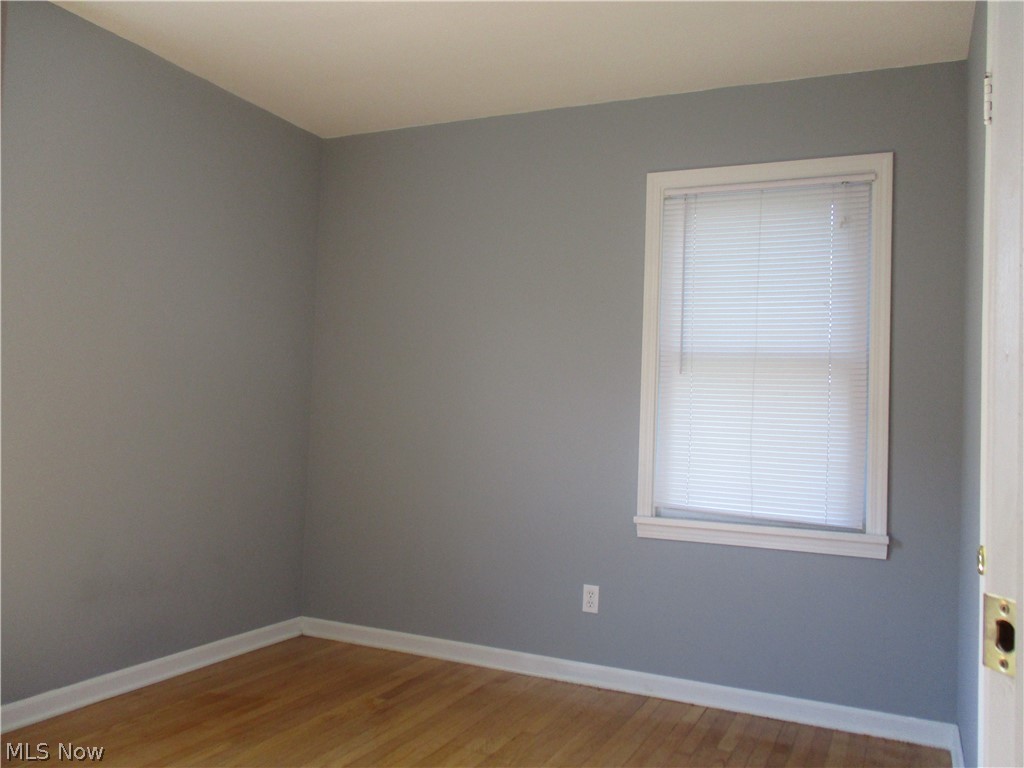 1012 Hillsdale Road Parma, OH 44134 - Photo 19 of 23