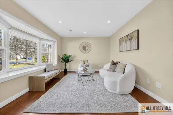 $649,000 | 107 Finnegans Lane, Kendall Park, NJ 08824