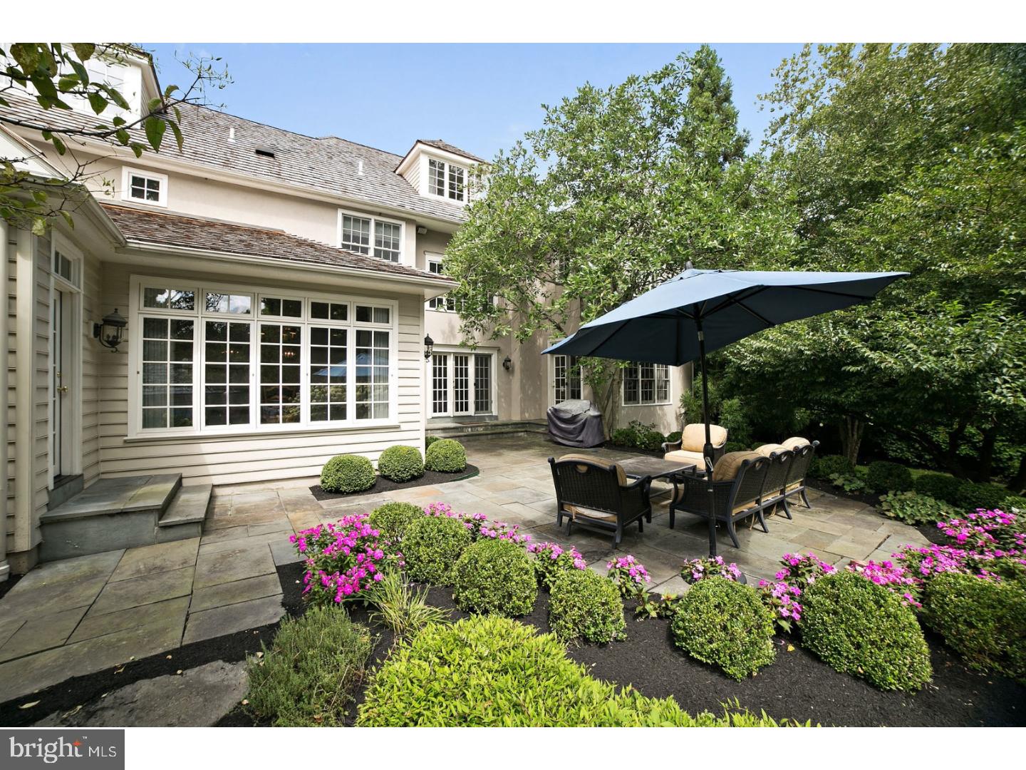 306 Orchard Way Wayne, PA 19087 - Photo 23 of 25 Patio