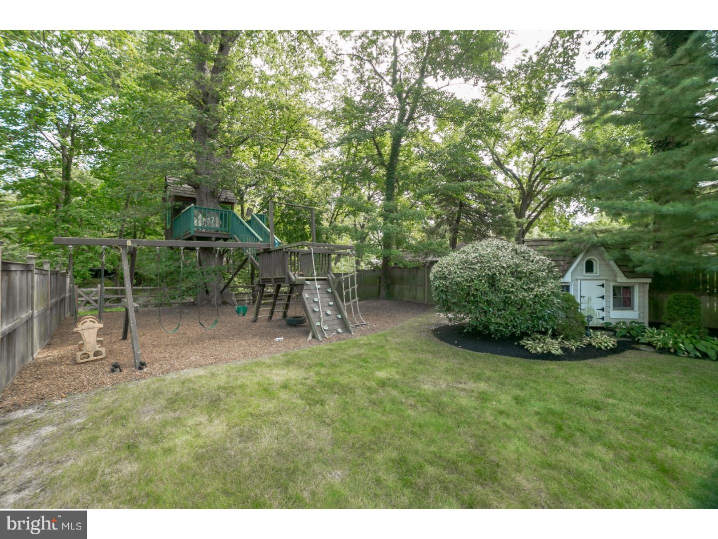 306 Orchard Way Wayne, PA 19087 - Photo 24 of 25 Back Yard