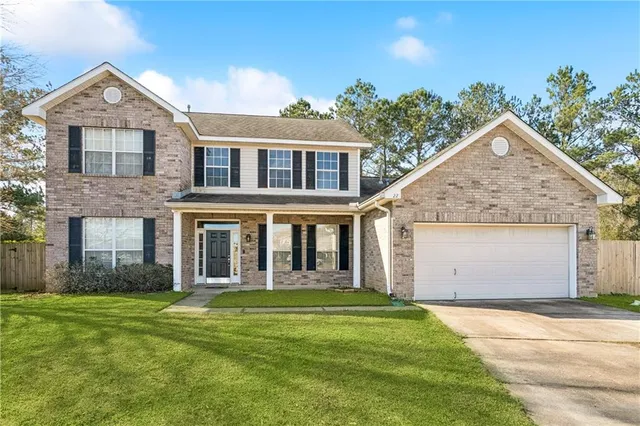$380,000 | 221 Spur Court, Covington, LA 70435