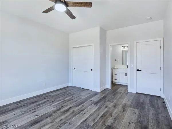 $469,900 | 6920 Longmeadow Drive, Pahrump, NV 89061