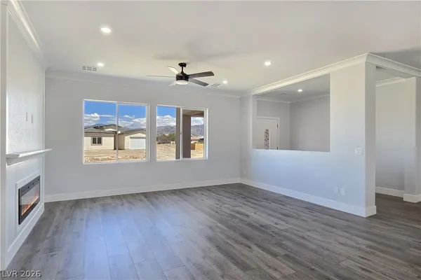$469,900 | 6920 Longmeadow Drive, Pahrump, NV 89061