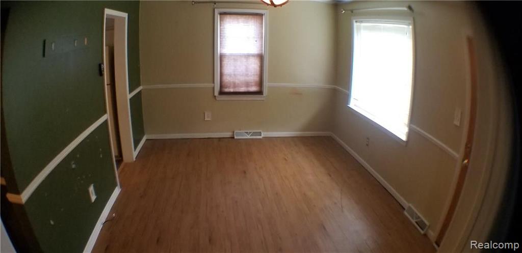 26922 Beverly Road Taylor, MI 48180 - Photo 6 of 11
