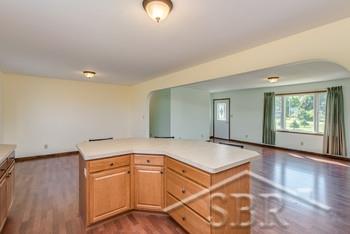 719 East Dopp Road Midland, MI 48640 - Photo 15 of 17 31330881-14.JPG