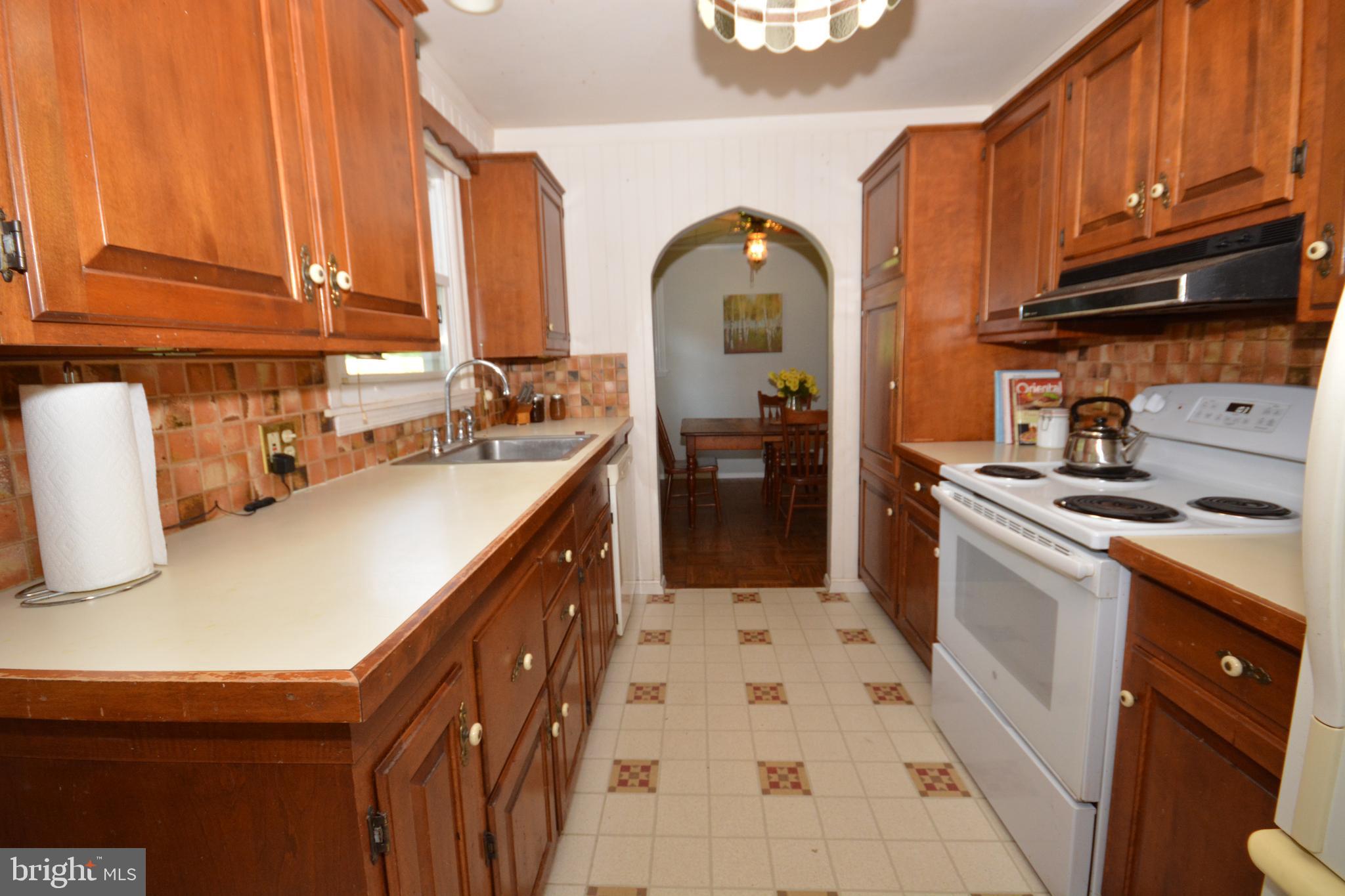 409 Hain Road Reading, PA 19608 - Photo 12 of 38 Kitchen