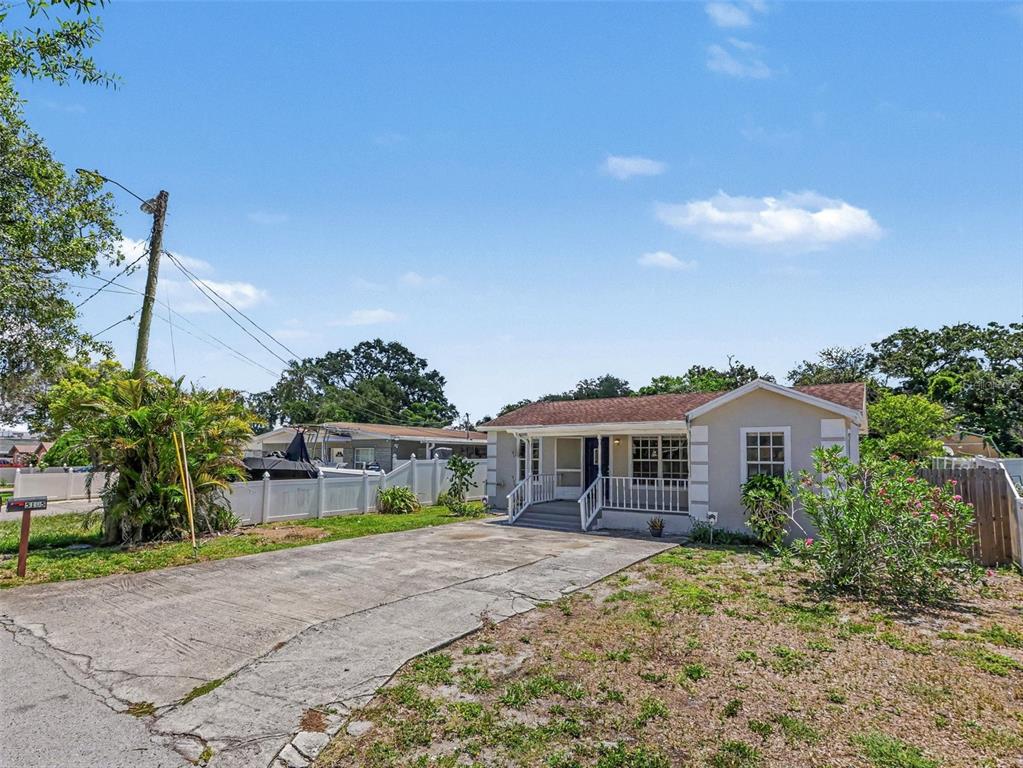 5105 Rohn Avenue North Tampa, FL 33614 - Photo 4 of 26