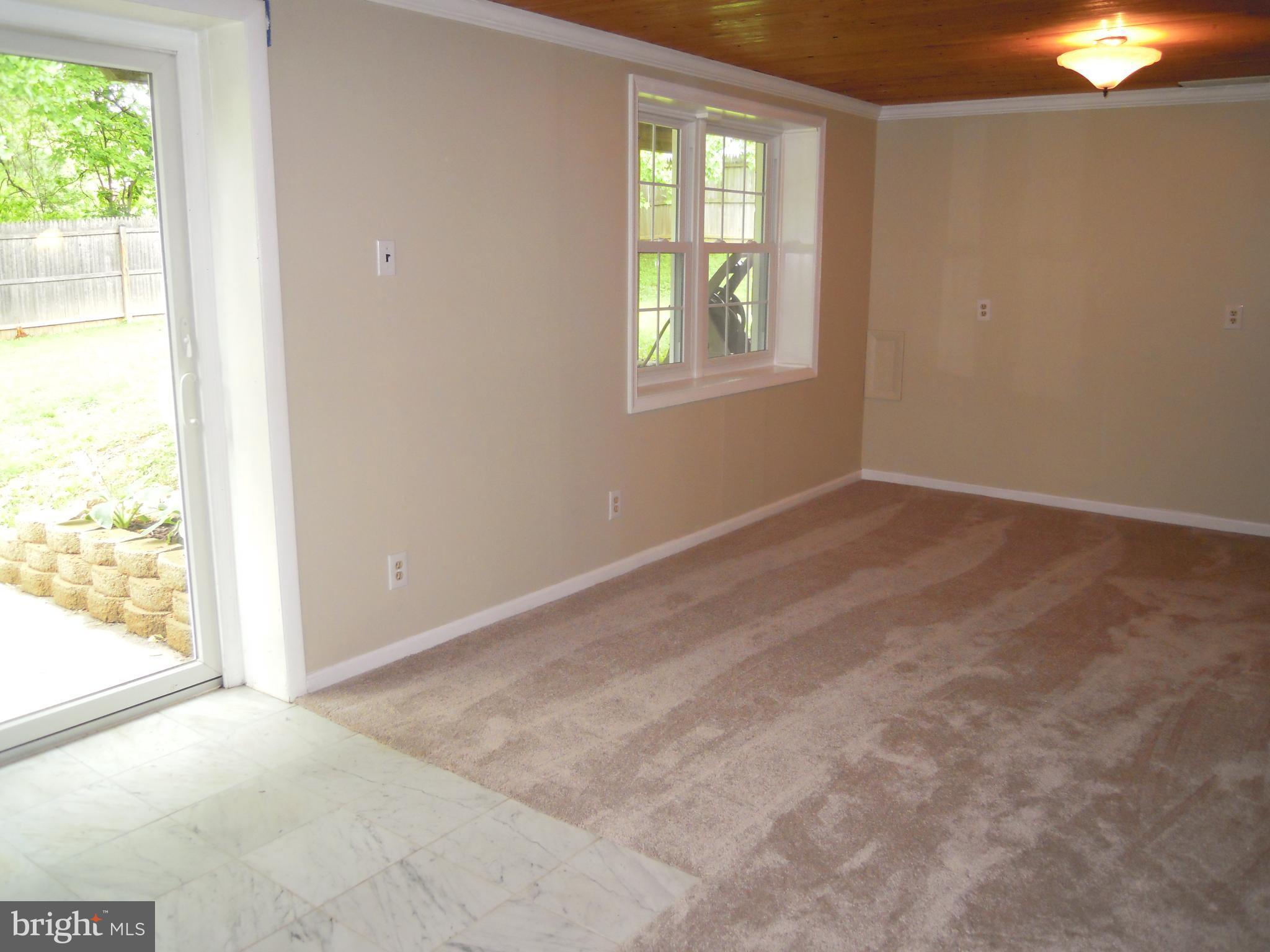 3920 Millner Road Baltimore, MD 21236 - Photo 23 of 30 NEW Carpet-access to yard.