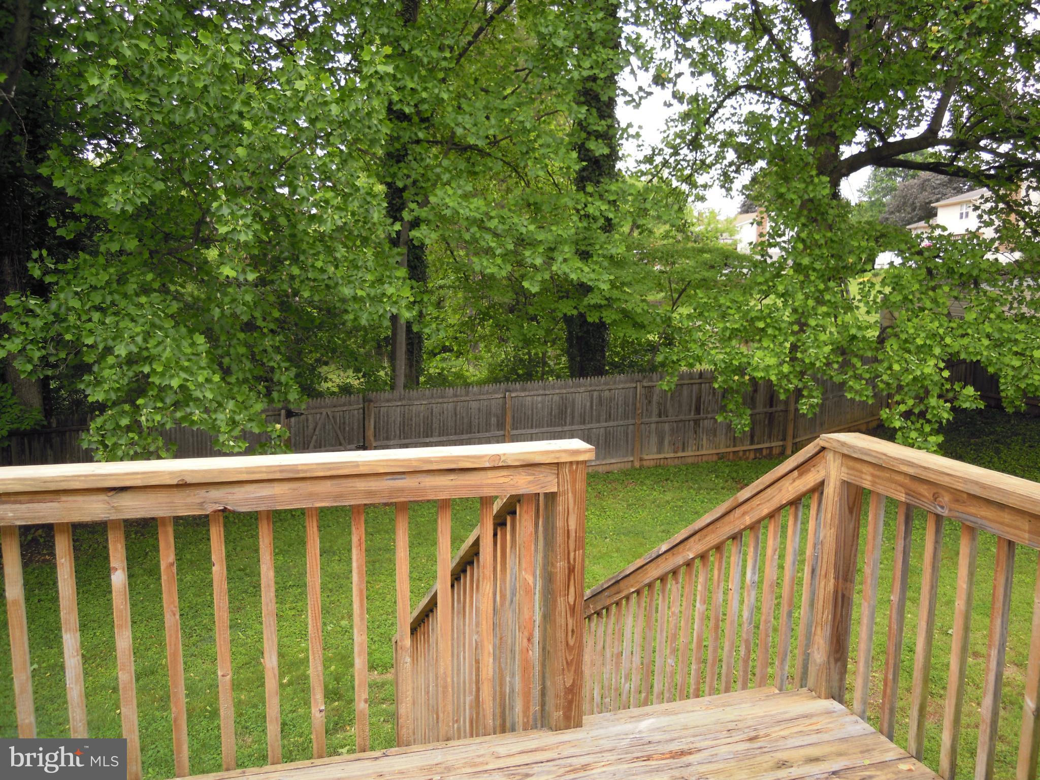 3920 Millner Road Baltimore, MD 21236 - Photo 29 of 30 Deck & Yard