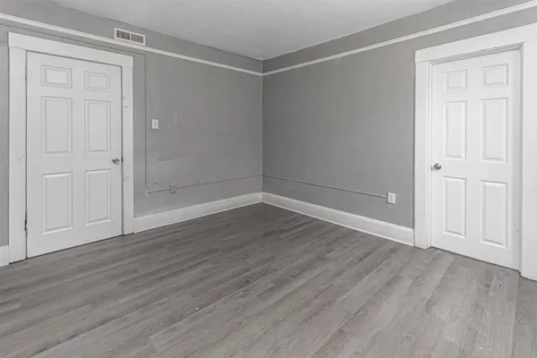 $239,900 | 1235 South Court Street, Rockford, IL 61102