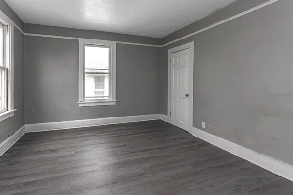 $239,900 | 1235 South Court Street, Rockford, IL 61102