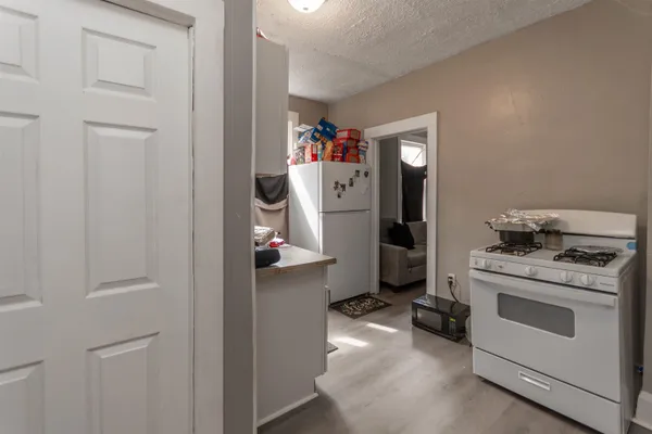 $239,900 | 1235 South Court Street, Rockford, IL 61102