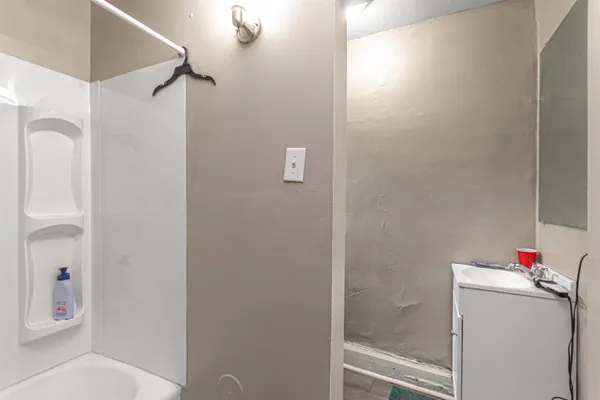 $239,900 | 1235 South Court Street, Rockford, IL 61102