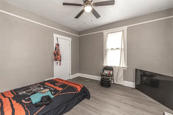 $239,900 | 1235 South Court Street, Rockford, IL 61102