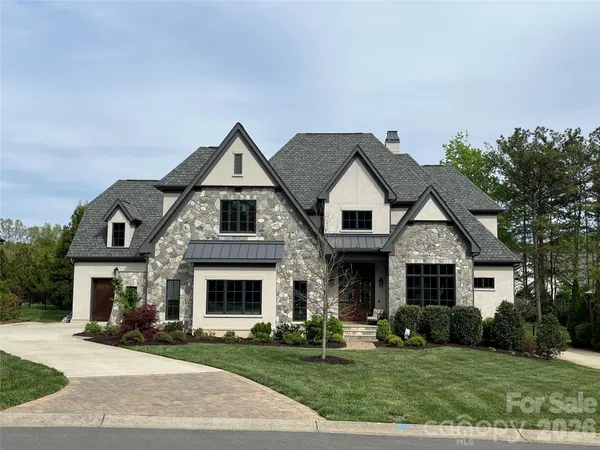 $2,095,000 | 8008 Skye Lochs Drive, Waxhaw, NC 28173