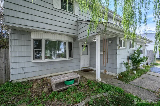 $3,400 | 16 Gerard Avenue, Old Bridge, NJ 08857