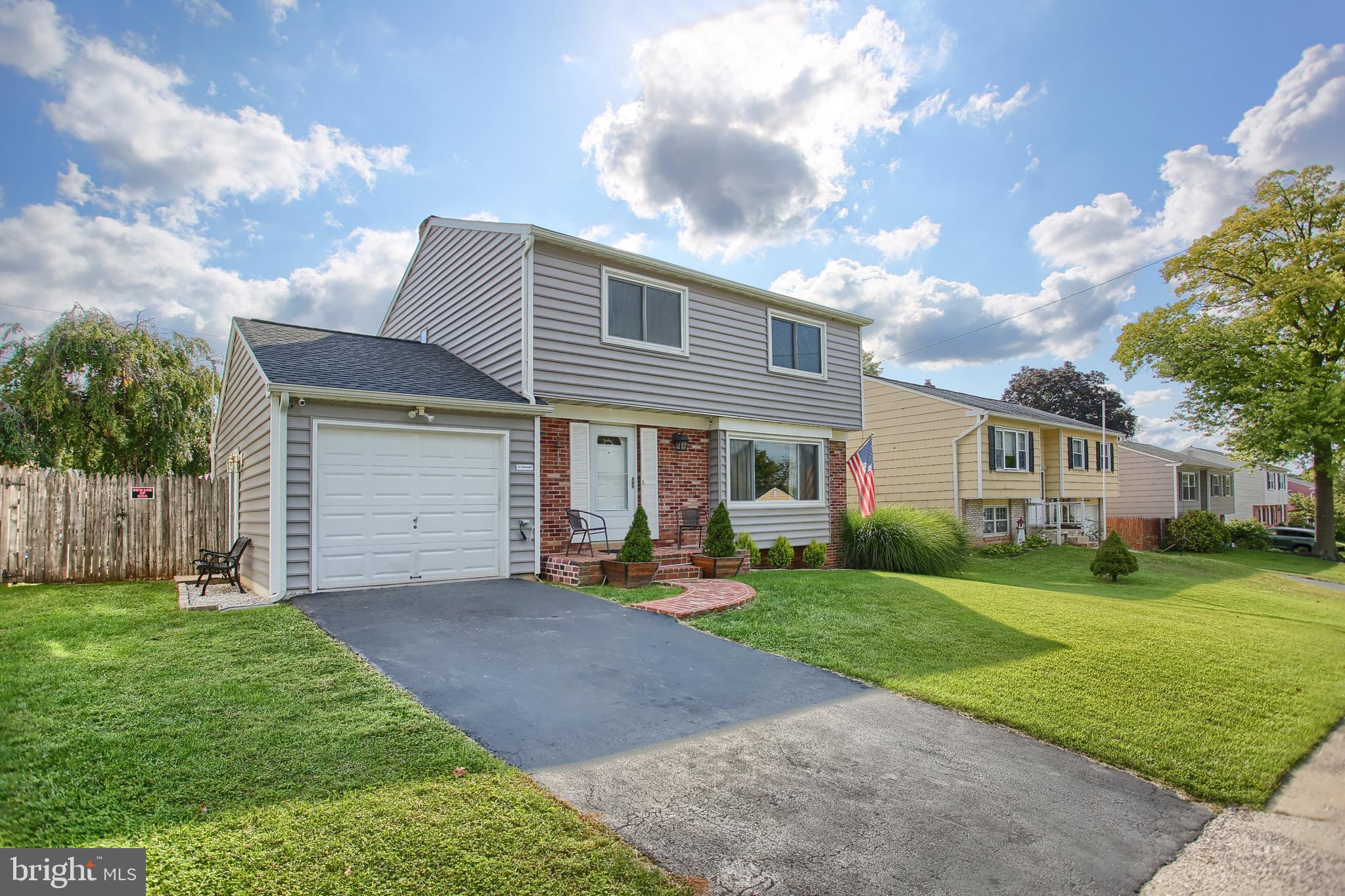 1552 Robert Road Lancaster, PA 17601 - Photo 1 of 39 Gallery Image 1