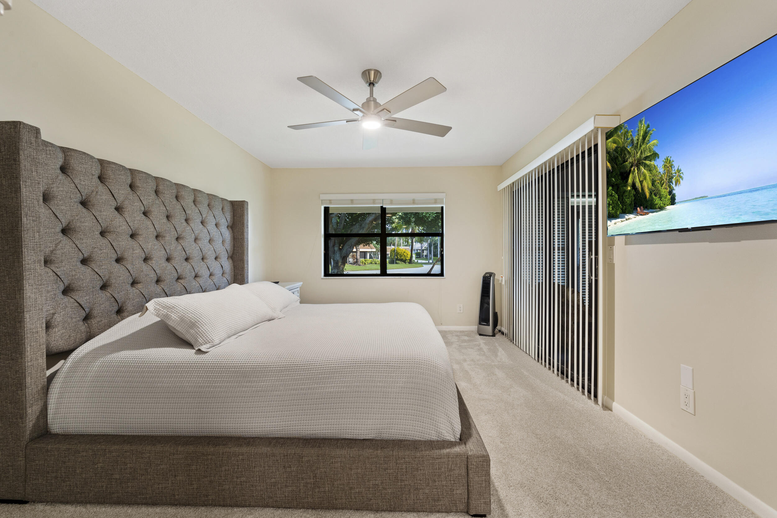 109 Half Moon Circle, Unit C Jupiter, FL 33458 - Photo 13 of 35 4_25