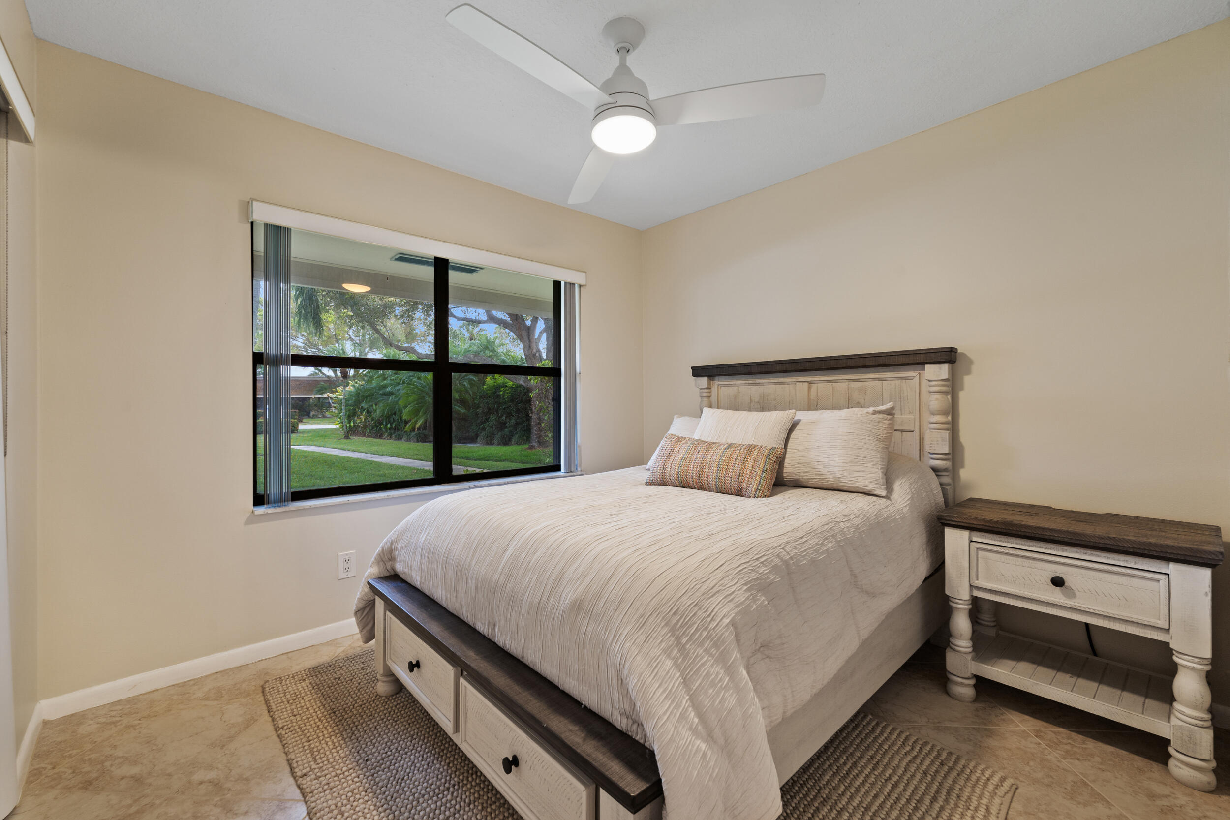 109 Half Moon Circle, Unit C Jupiter, FL 33458 - Photo 17 of 35 15_21