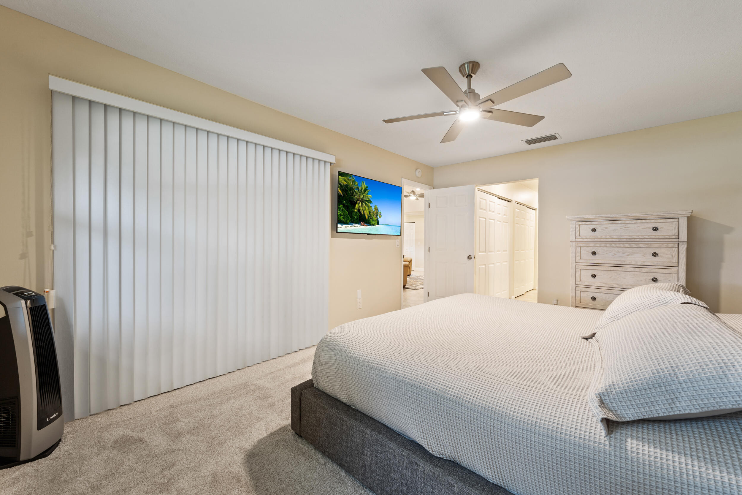 109 Half Moon Circle, Unit C Jupiter, FL 33458 - Photo 18 of 35 17_24