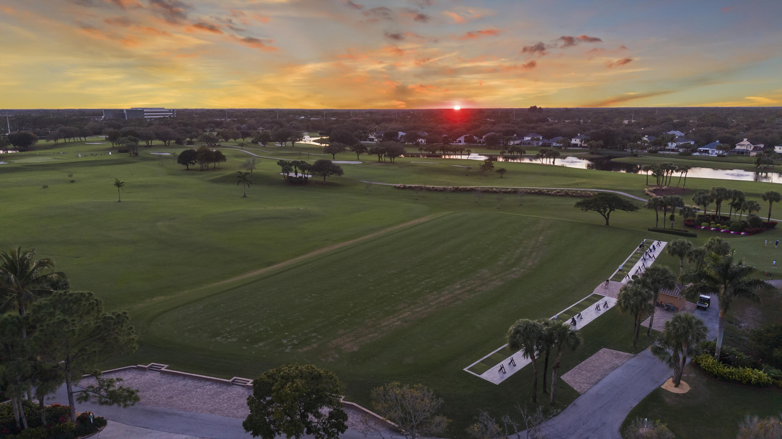 109 Half Moon Circle, Unit C Jupiter, FL 33458 - Photo 31 of 35 32_ju stock - abacoa golf club