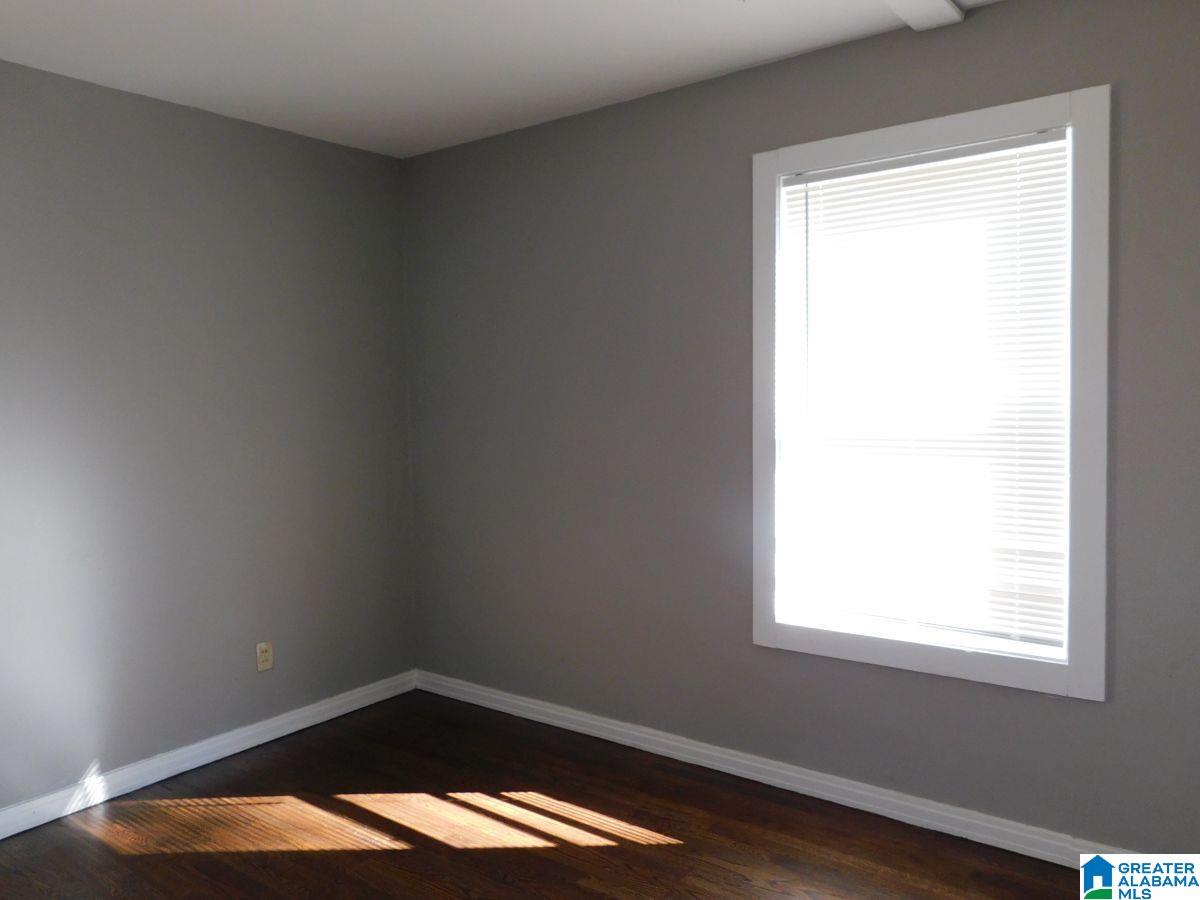 1233 15th Way Southwest Birmingham, AL 35211 - Photo 6 of 9