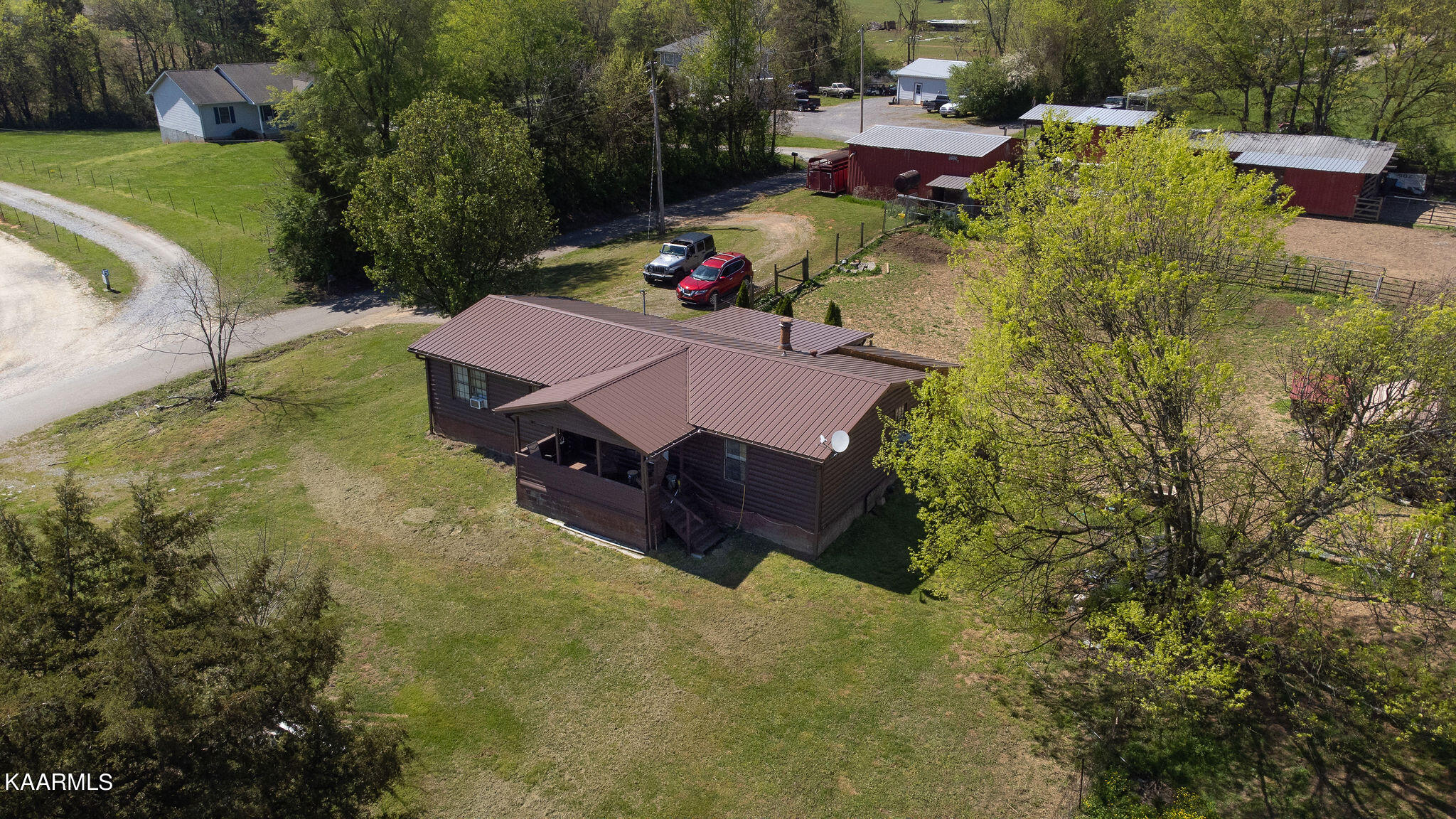 2898 White Road Loudon, TN 37774 - Photo 1 of 31 Aerial view