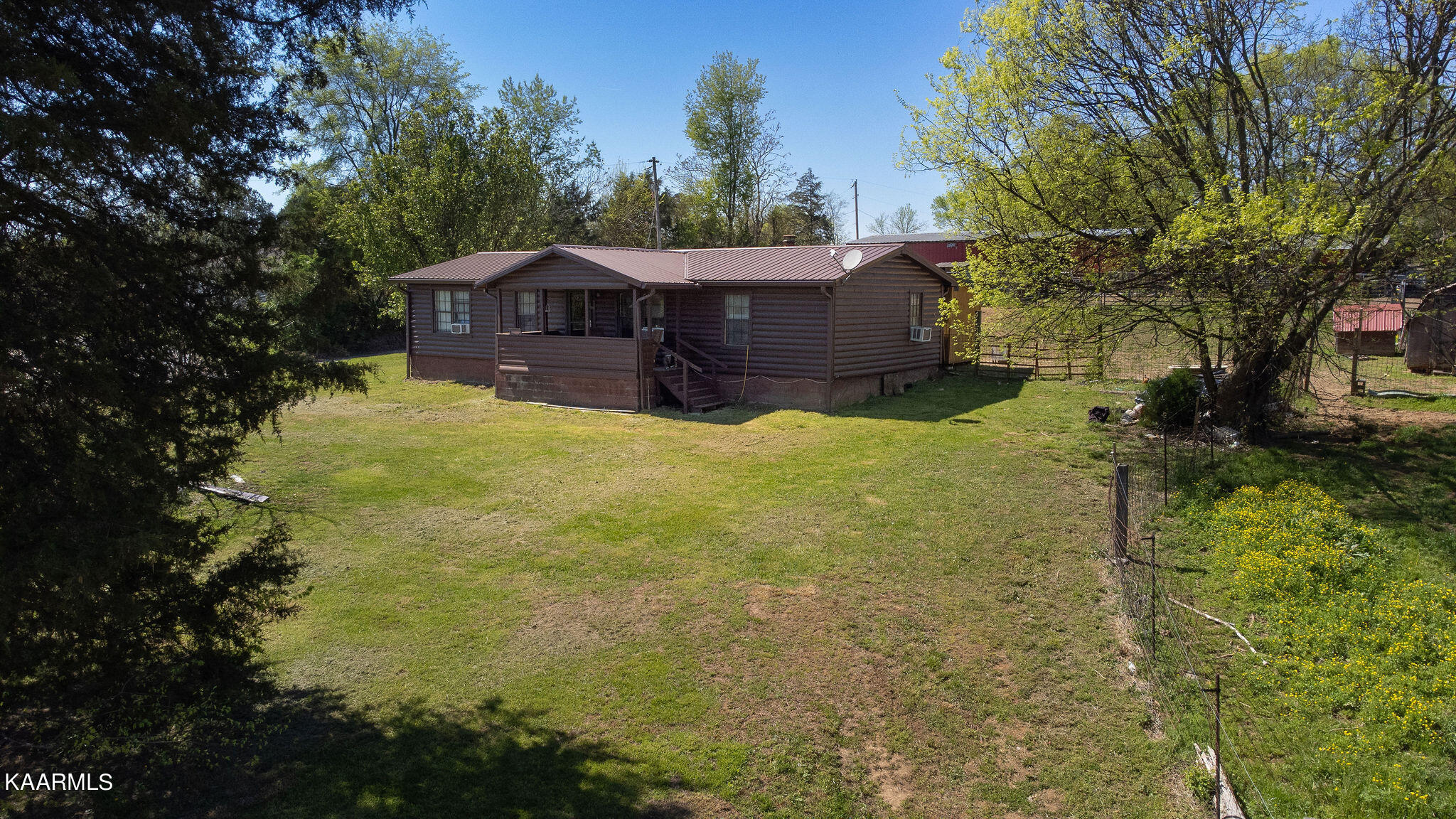 2898 White Road Loudon, TN 37774 - Photo 31 of 31 Front