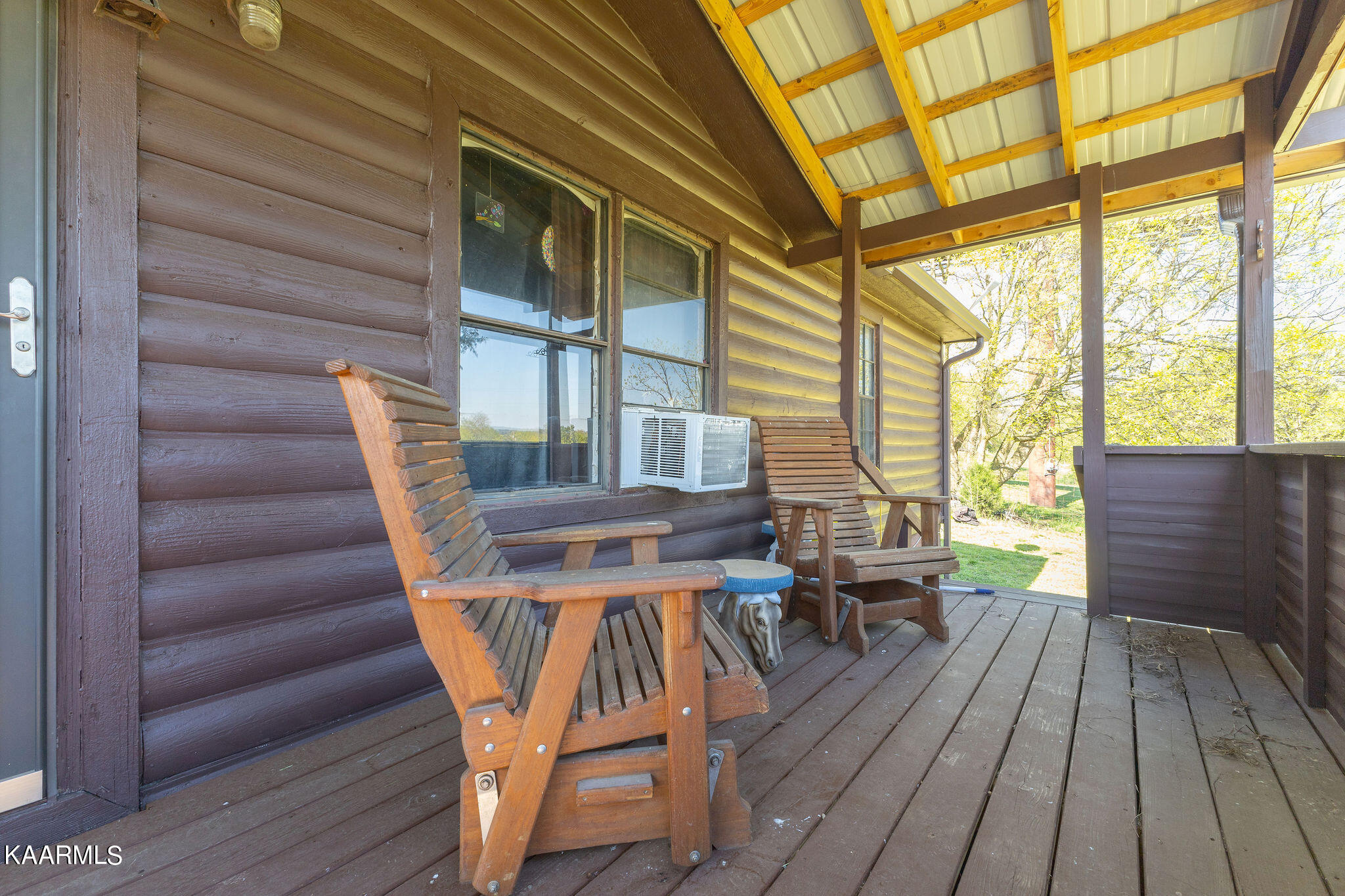 2898 White Road Loudon, TN 37774 - Photo 7 of 31 Front Porch 2