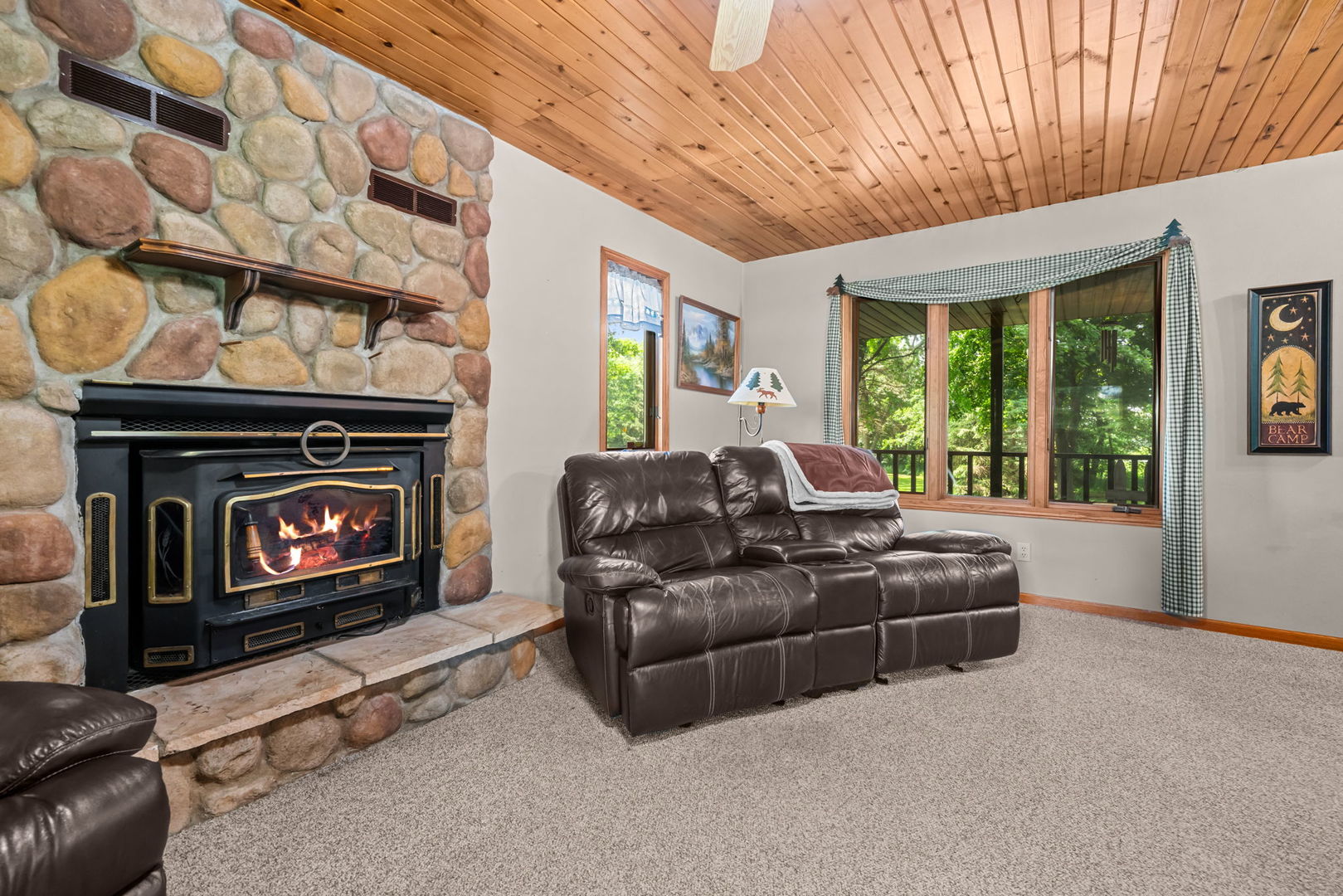 8411 North Kilbuck Road Monroe Center, IL 61052 - Photo 5 of 51