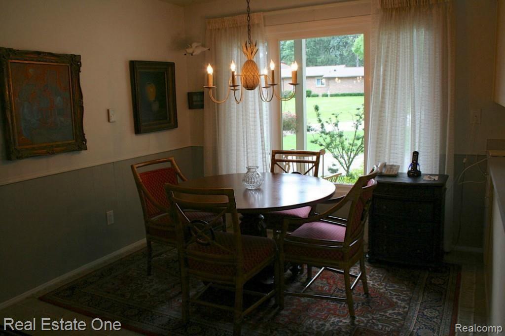 2545 Worcester Road West Bloomfield, MI 48323 - Photo 19 of 37 IMG_1125.jpg