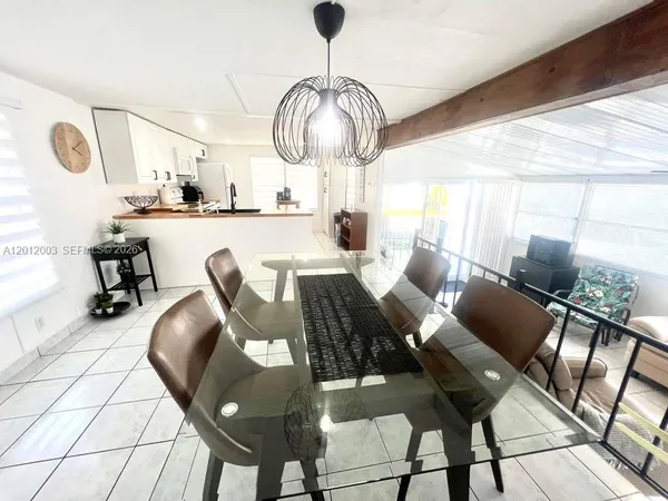 $1,975 | 219 West Lake Drive, Unit 219, Hallandale Beach, FL 33009