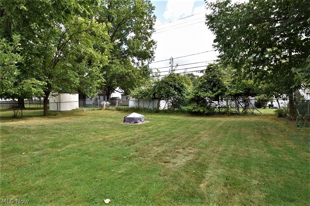 1015 Hanley Road Cleveland, OH 44124 - Photo 30 of 30