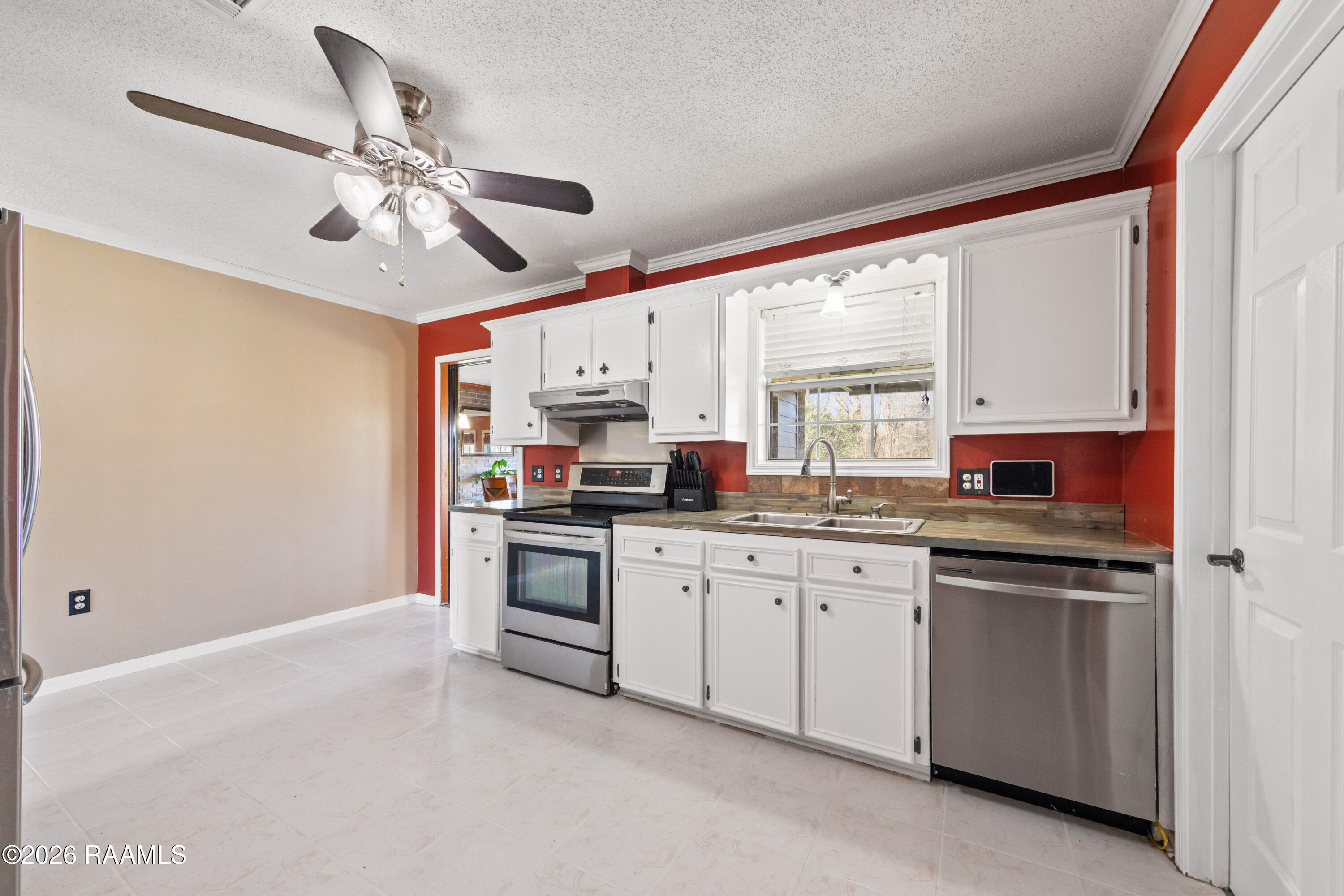 1201 Camp Bon Temps Road Breaux Bridge, LA 70517 - Photo 17 of 36 1201CampBonTemps-37