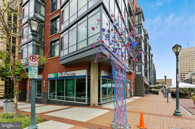 $3,950 | 502 Lawson Way, Rockville, MD 20850