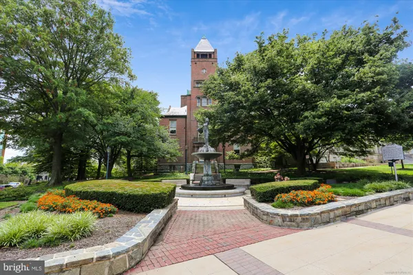 $3,950 | 502 Lawson Way, Rockville, MD 20850