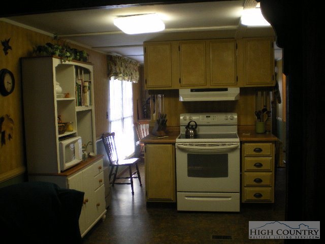 570 Hidden Valley Road Creston, NC 28615 - Photo 21 of 32 Gallery Image 21