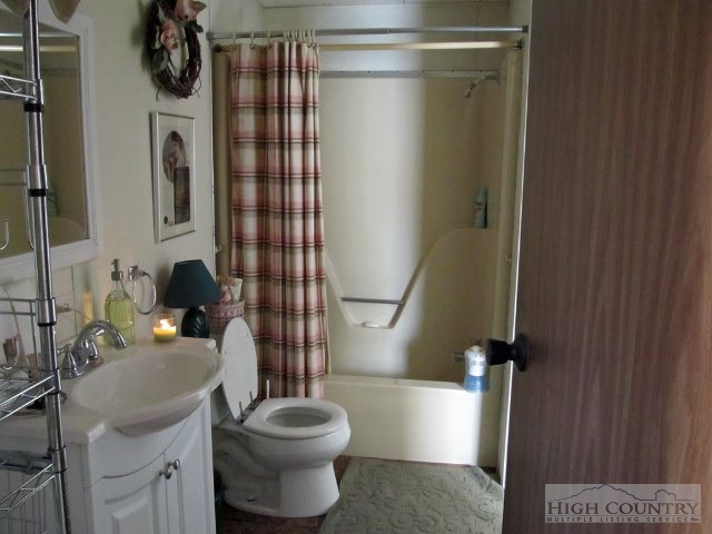 570 Hidden Valley Road Creston, NC 28615 - Photo 27 of 32 Gallery Image 27