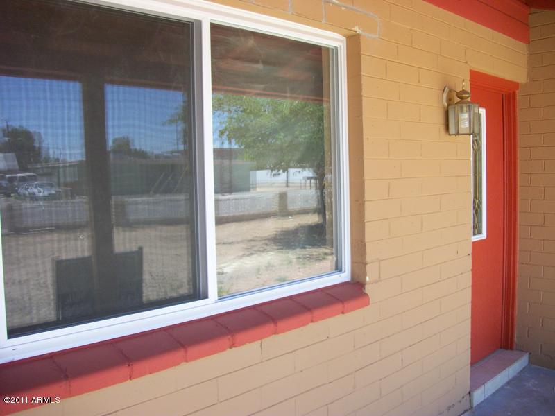 1608 West Mountain View Road Phoenix, AZ 85021 - Photo 2 of 7 Mountainview_windows